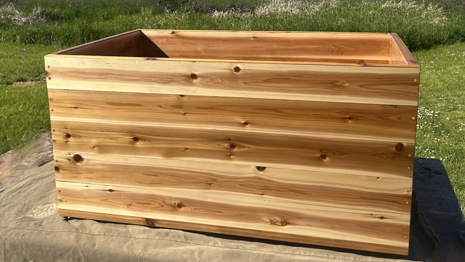 Outdoor cedar soaking tub